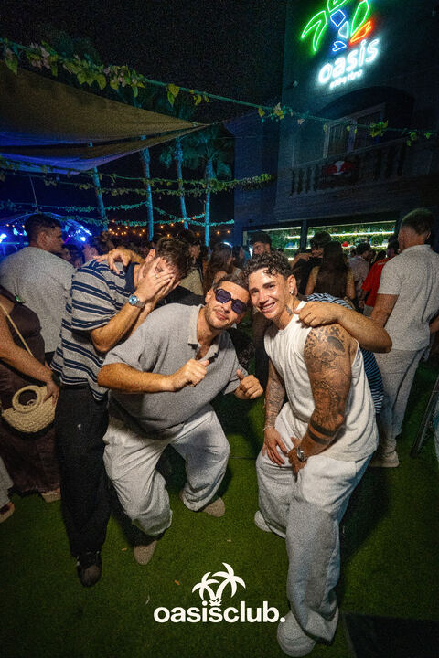 oasisclub. | Piratas 9 DE AGOSTO